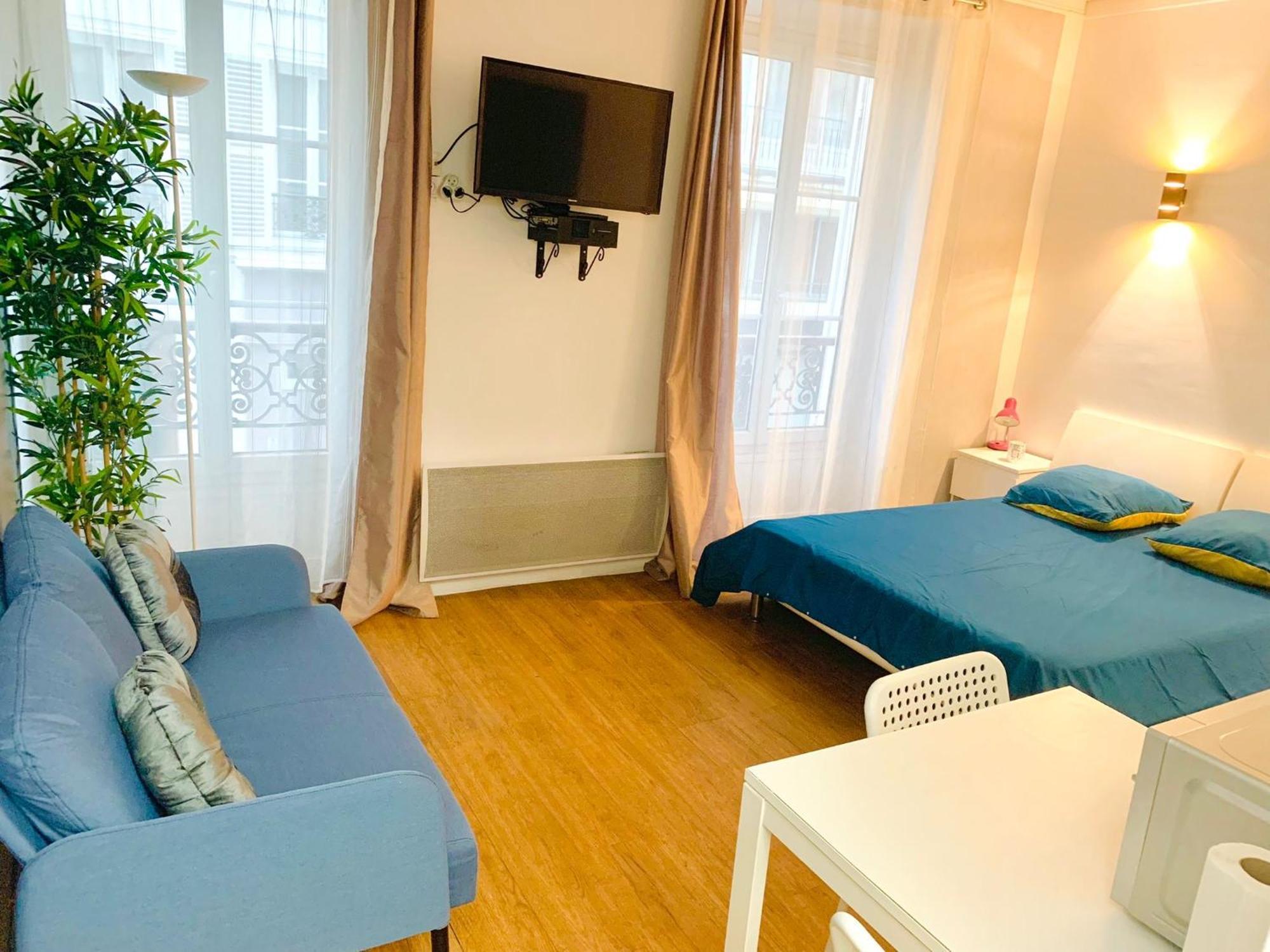 Eiffel Tower Champs De Mars Apartment Paris Bagian luar foto