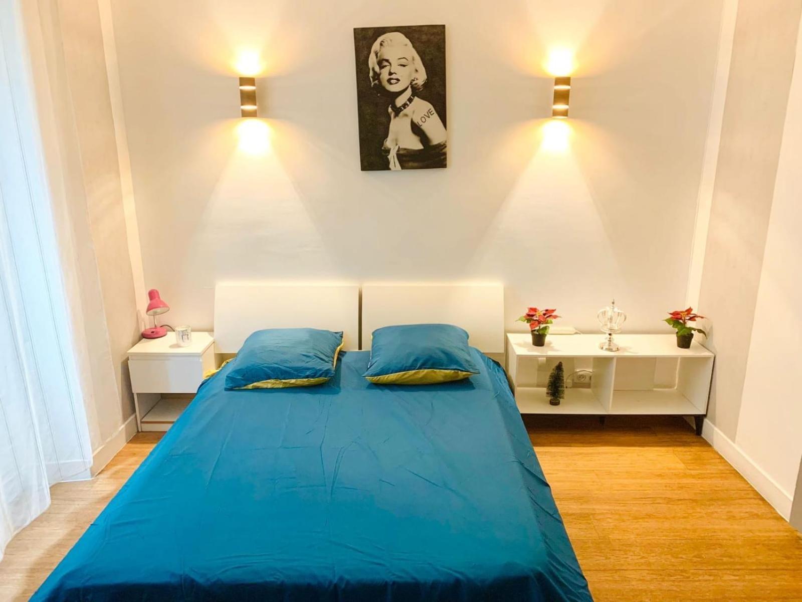 Eiffel Tower Champs De Mars Apartment Paris Bagian luar foto
